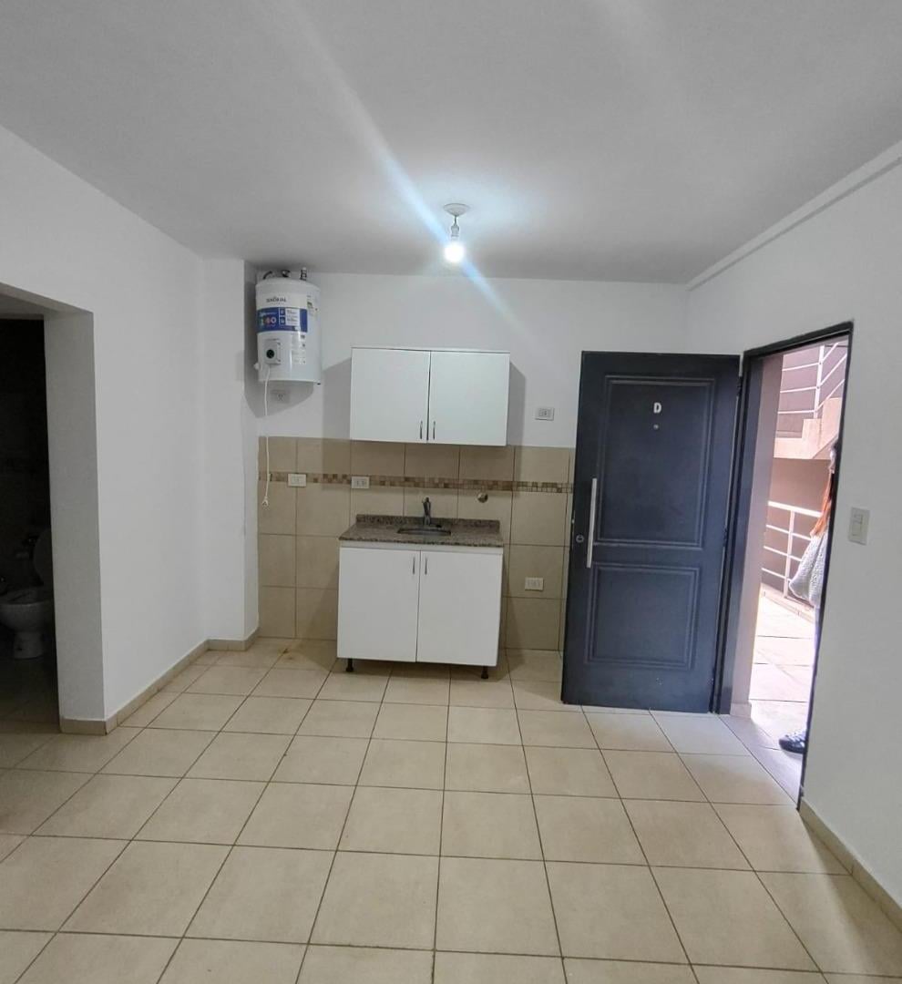 Foto de DEPARTAMENTO 2 AMBIENTES - VILLA CENTENARIO, RESISTENCIA, imagen 1