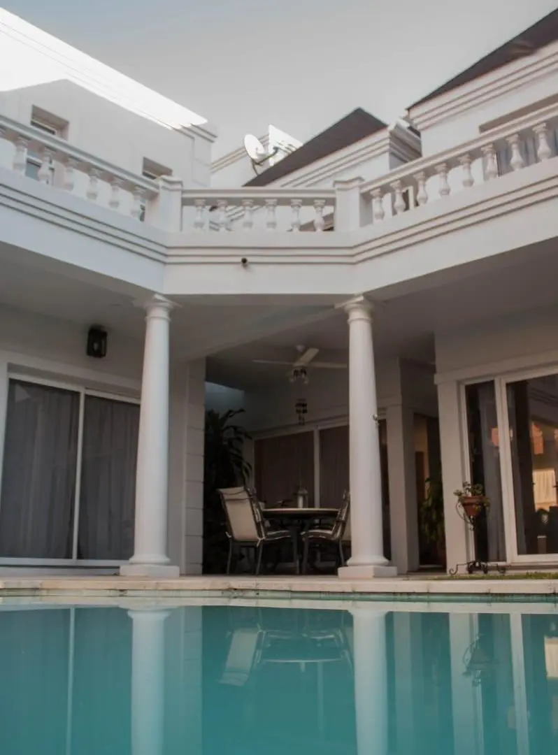 CASA EN COUNTRY CON SEGURIDAD, VERDE Y EXCELENTE DISTRIBUCIÓN – BELLA VISTA / SAN MIGUEL 3