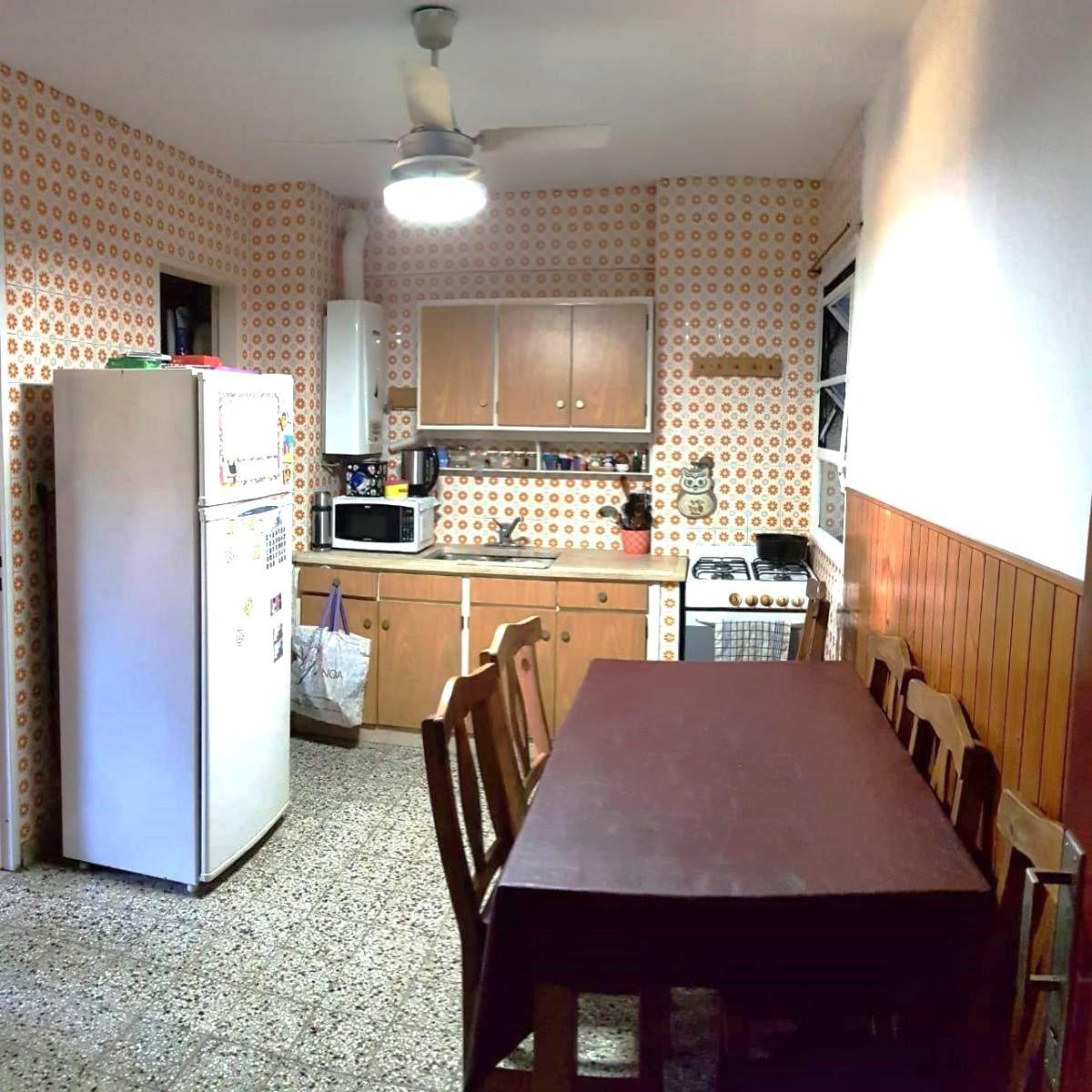 Departamento 4 Ambientes Al Frente Vista a Plaza, Balcon, Cochera Fija y Baulera 2