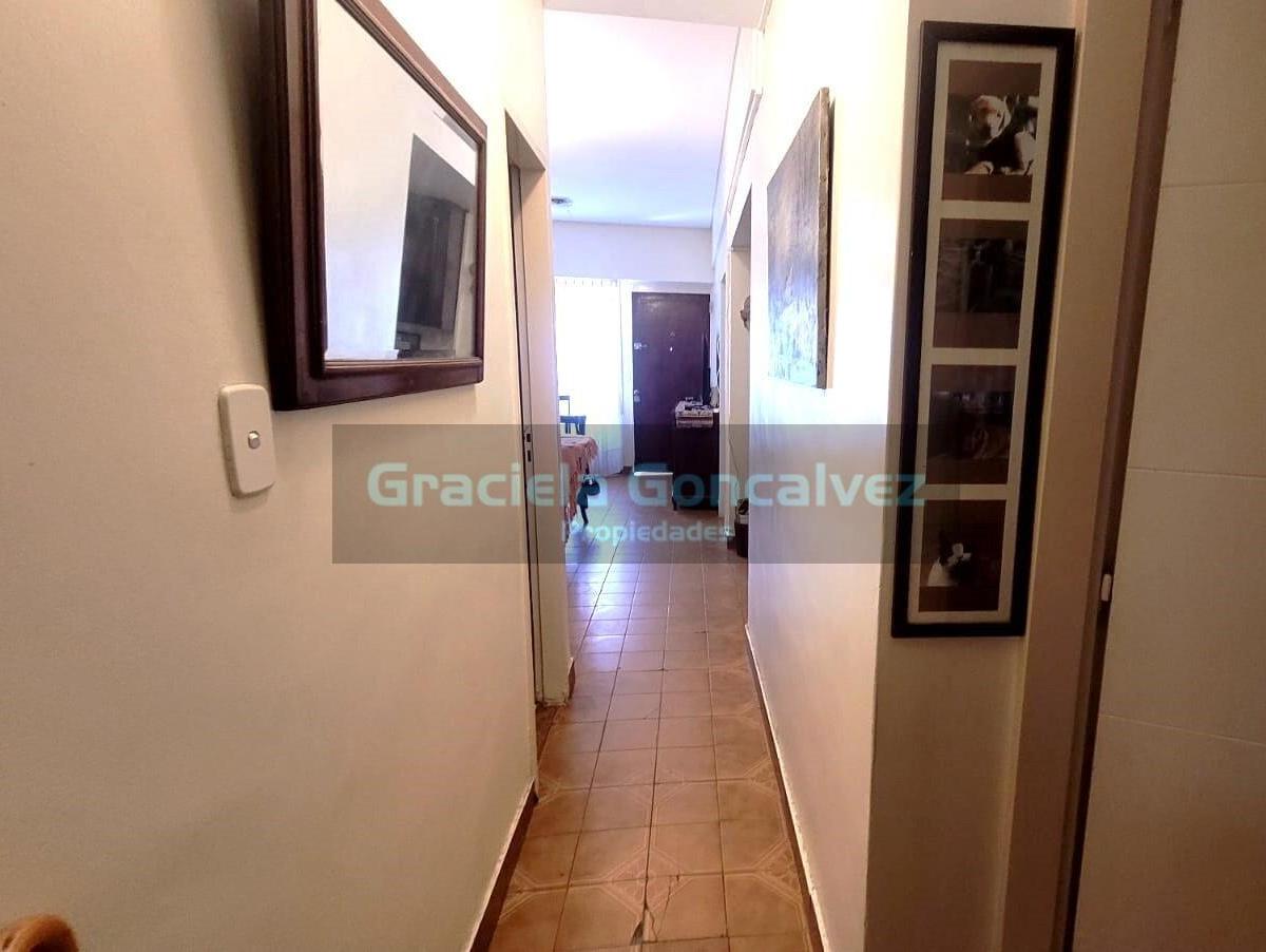 VENTA PH PB AL FRENTE ENTRADA INDEPENDIENTE, PATIO, COCHERA Y ESP GUARDACOCHE