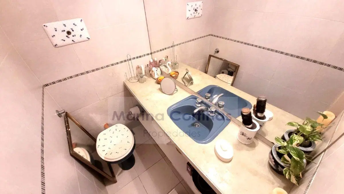VENTA PH en PLANTA BAJA al FRENTE con ENTRADA INDEPENDIENTE, PATIO y COCHERA 4