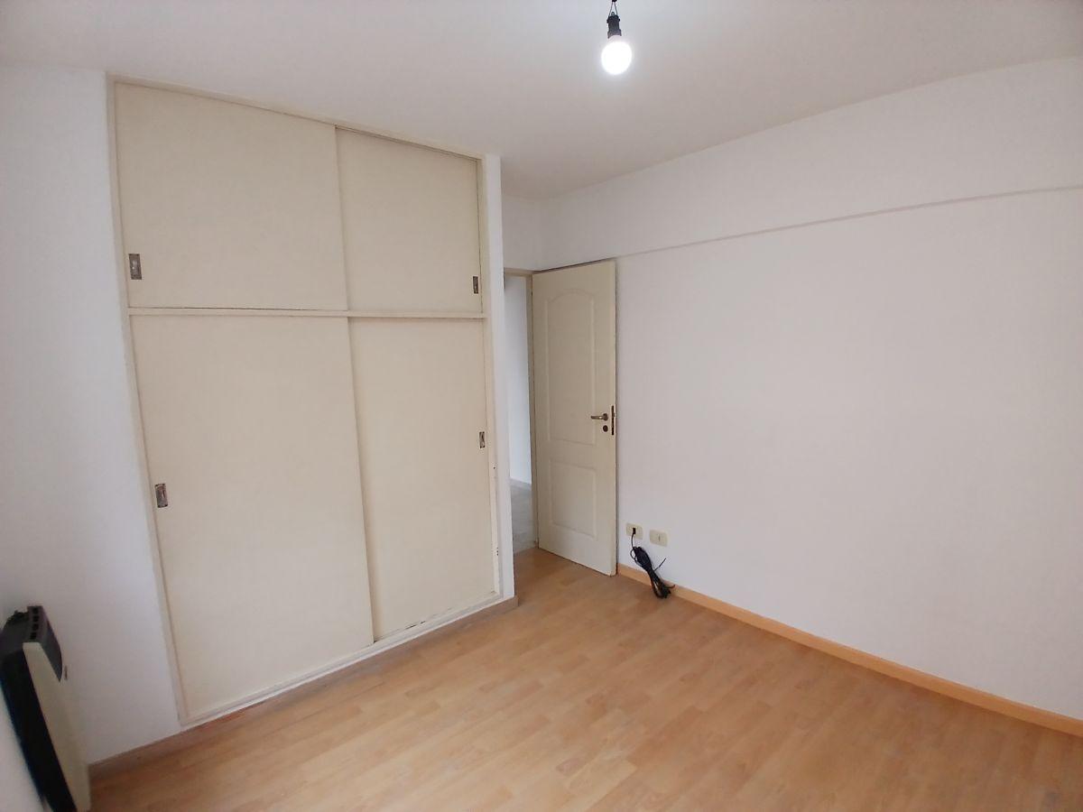 DEPARTAMENTO DE 3 AMBIENTES CON BALCON