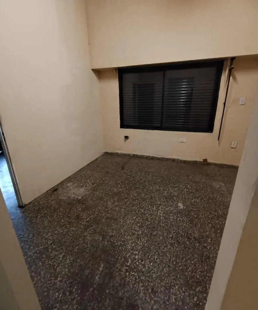 Alquiler Local Comercial En Bernal 74 M2 Sobre Ameghino Esq. Dardo Rocha 3