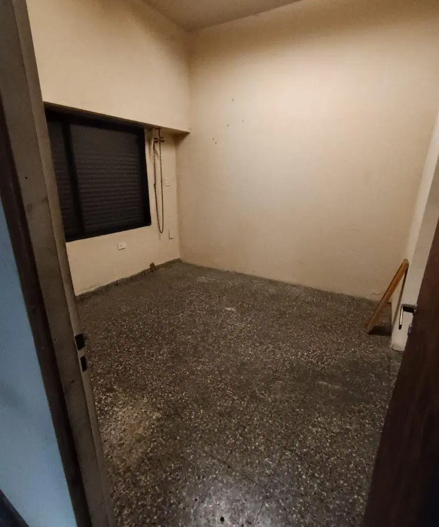 Alquiler Local Comercial En Bernal 74 M2 Sobre Ameghino Esq. Dardo Rocha 2