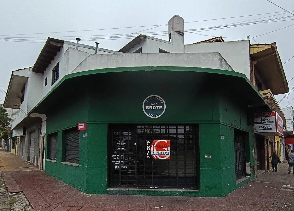 Alquiler Local Comercial En Bernal 74 M2 Sobre Ameghino Esq. Dardo Rocha 4
