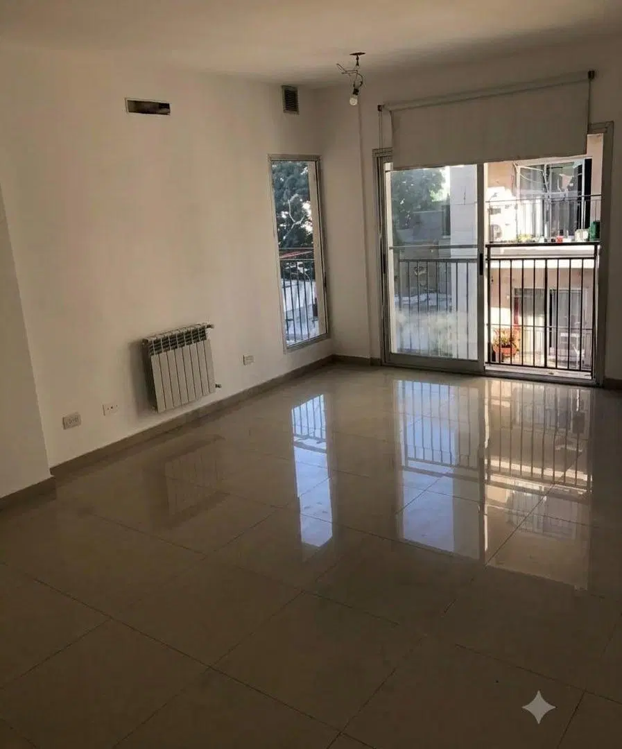 Departamento 2 Ambientes En Alquiler Bernal 3