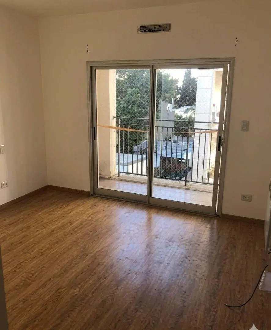 Departamento 2 Ambientes En Alquiler Bernal 5