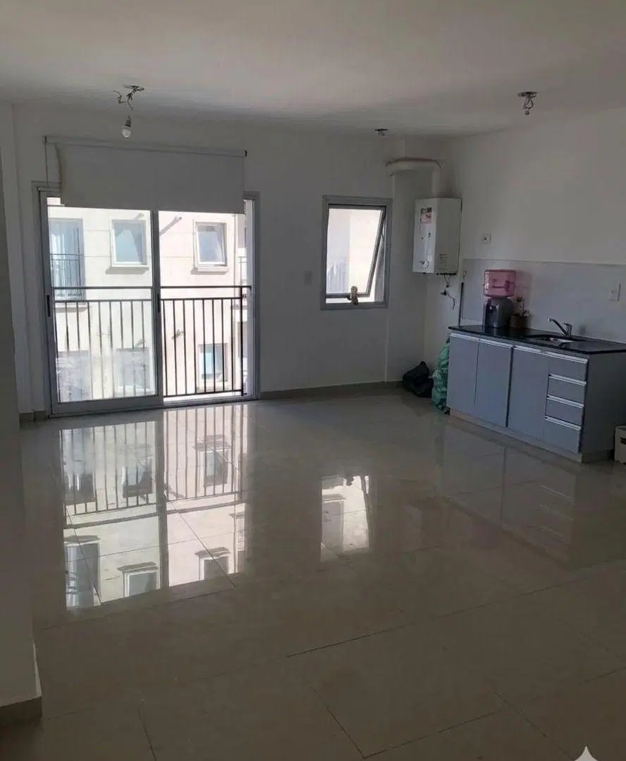 Departamento 2 Ambientes En Alquiler Bernal 1