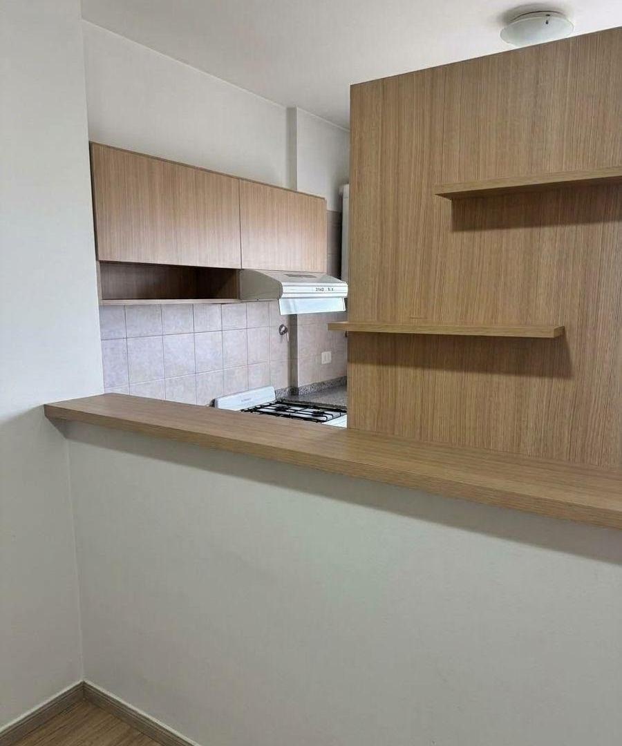 Foto de Departamento 3 Ambientes Con Cochera En Alquiler - Quilmes (edificio, imagen 3