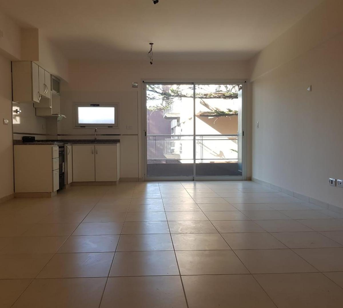 Departamento en Venta con Cochera en Villa Sarmiento