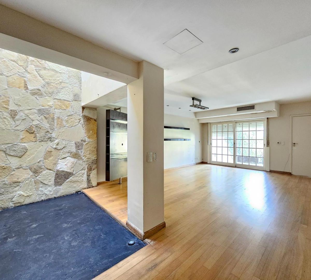 Importante chalet en Venta en Ramos Mejía