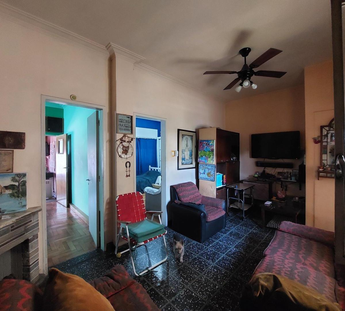Foto de PH 4 ambientes en Venta en Villa Sarmiento, imagen 4