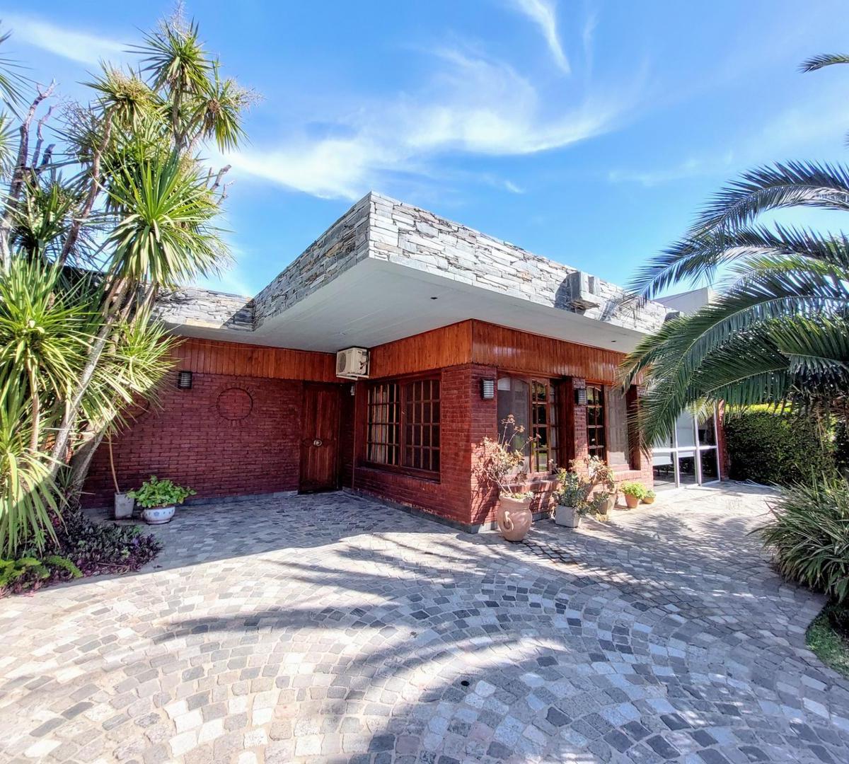 Casa en Venta en Country Club Las Lajas - General Rodriguez