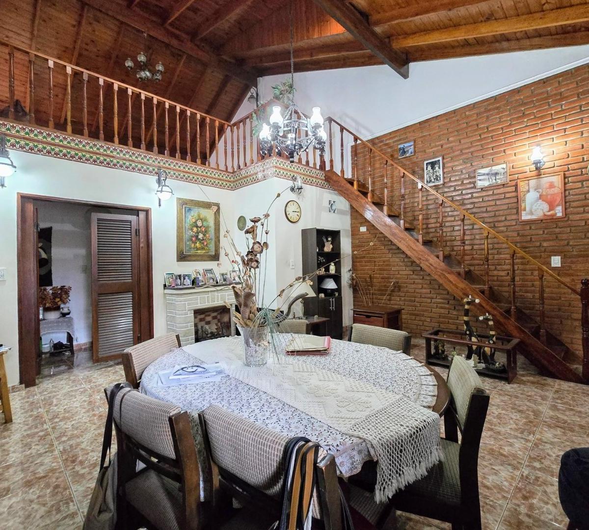 Foto de Chalet en Venta en Villa Sarmiento, imagen 4