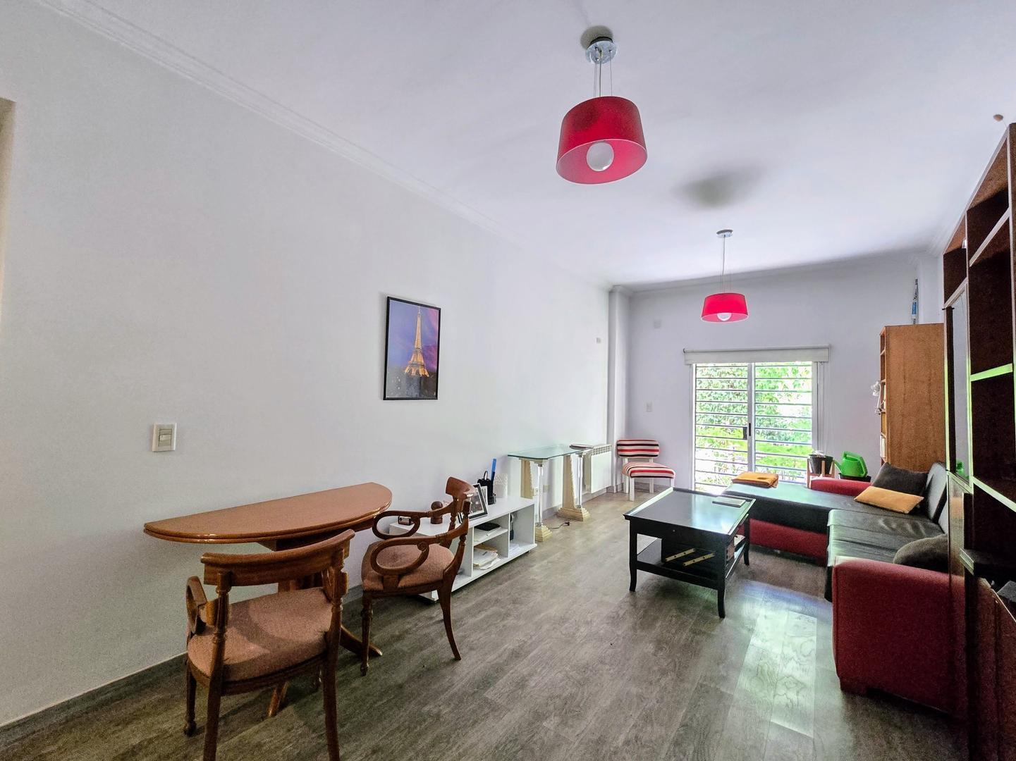 Departamento con patio Planta Baja - Ramos Mejía
