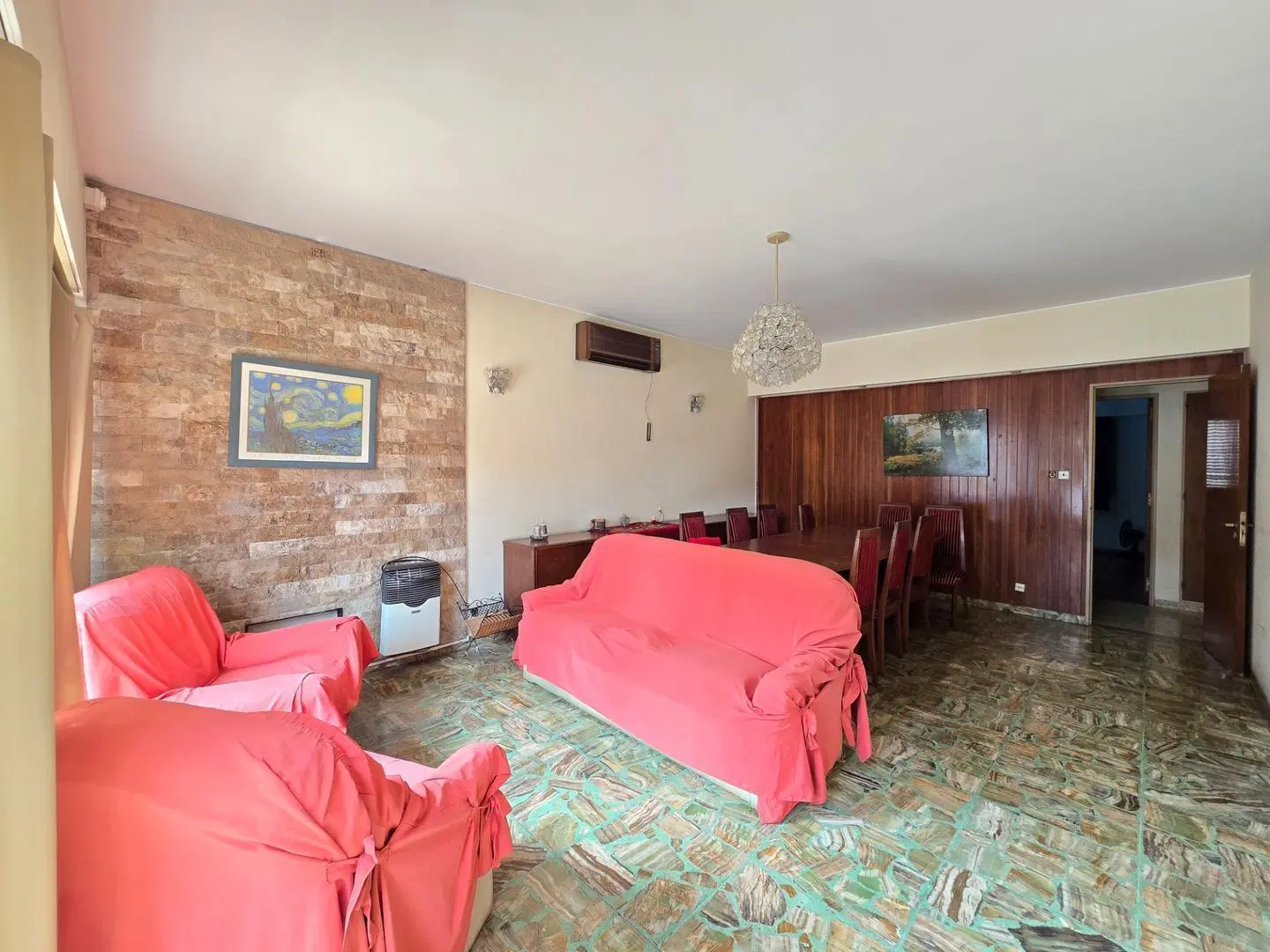 Casa con jardín en Venta en Villa Sarmiento 1