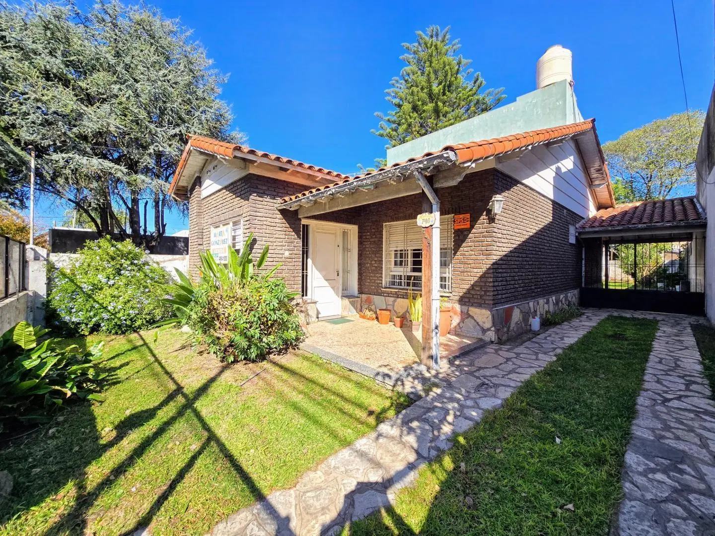 Chalet en Venta en Villa Sarmiento 4
