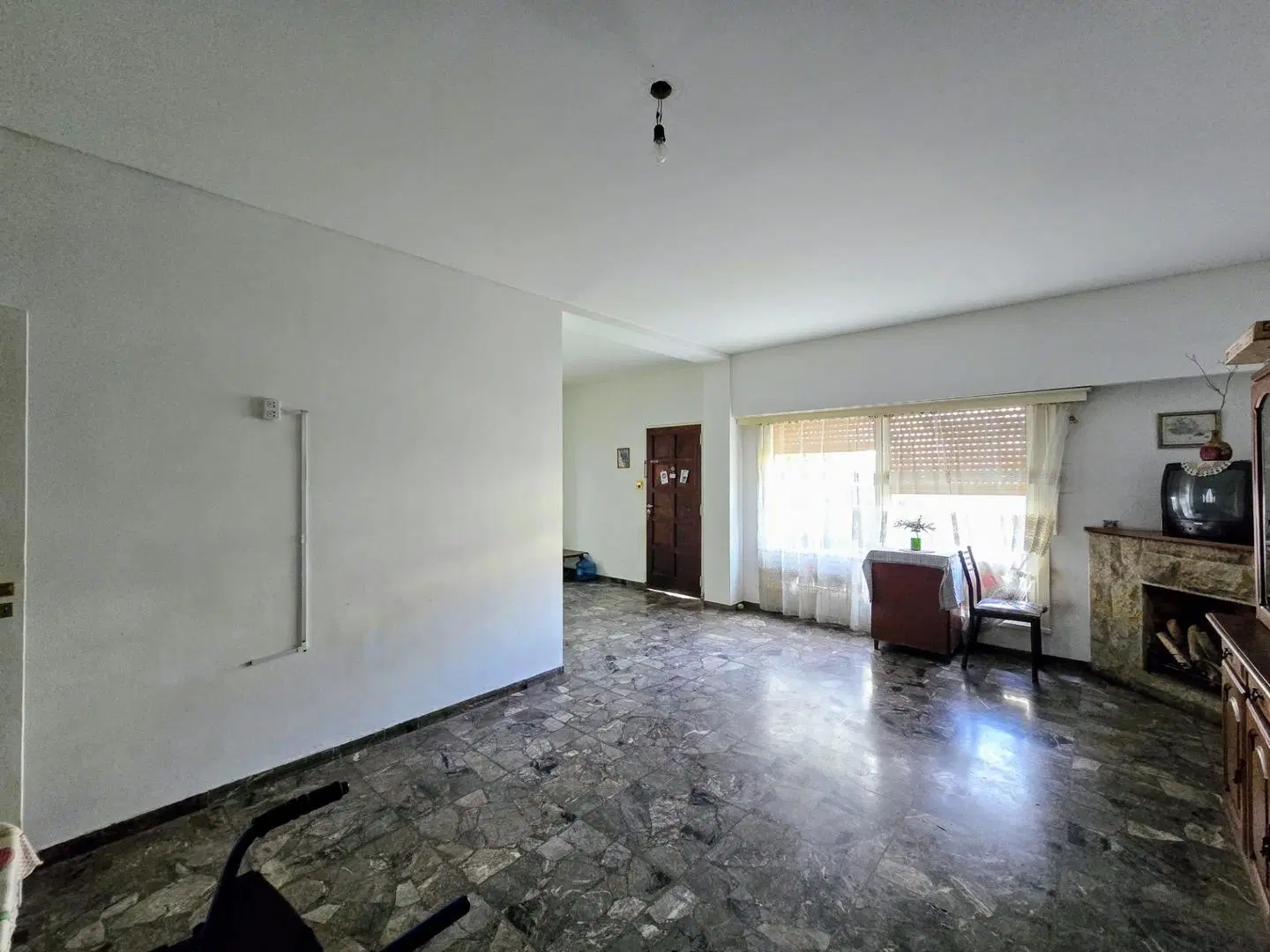 Casa 3 ambientes con patio en Venta en Villa Sarmiento 2