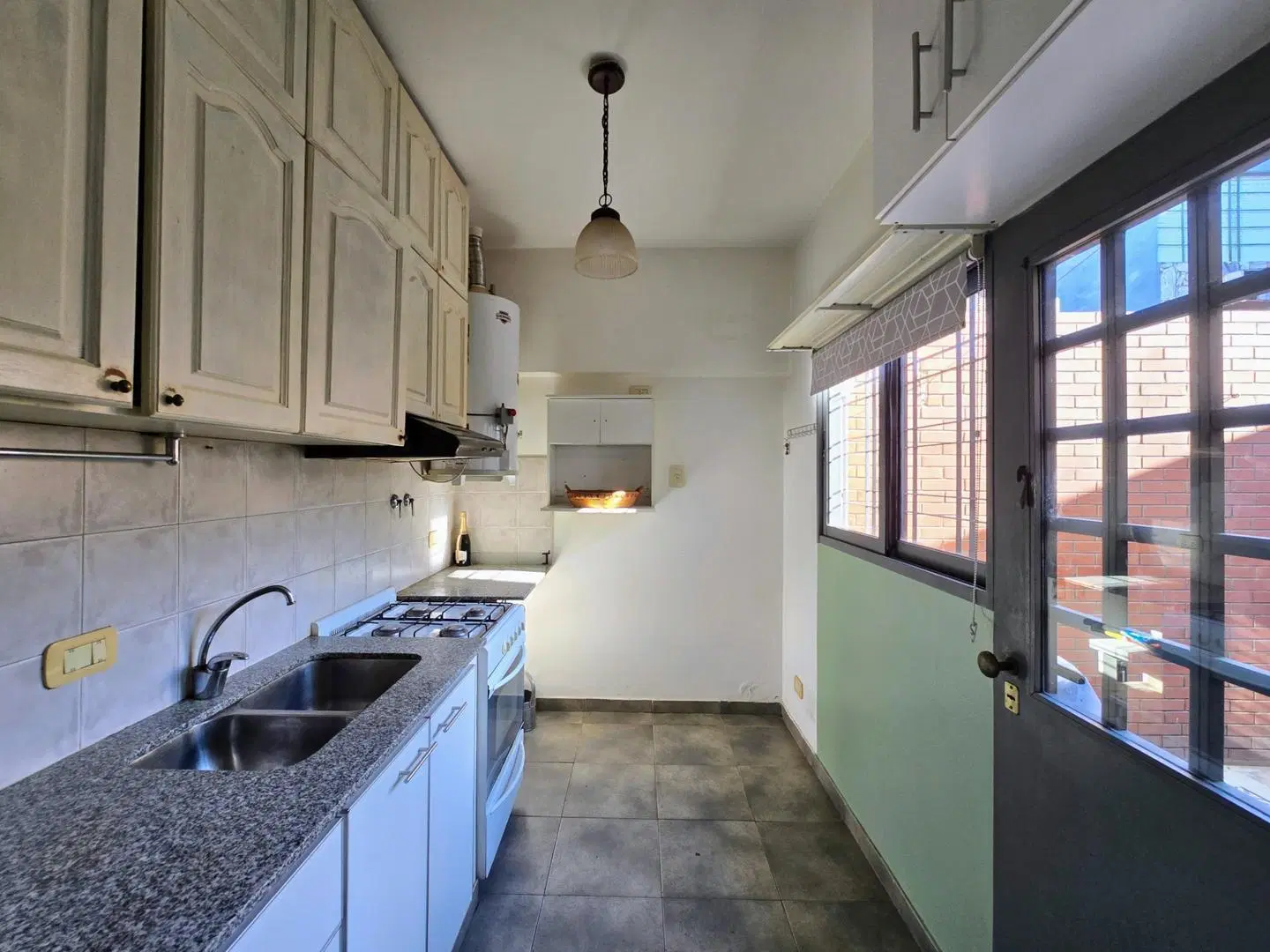 Duplex 3 ambientes con patio y cochera en Villa Sarmiento 4