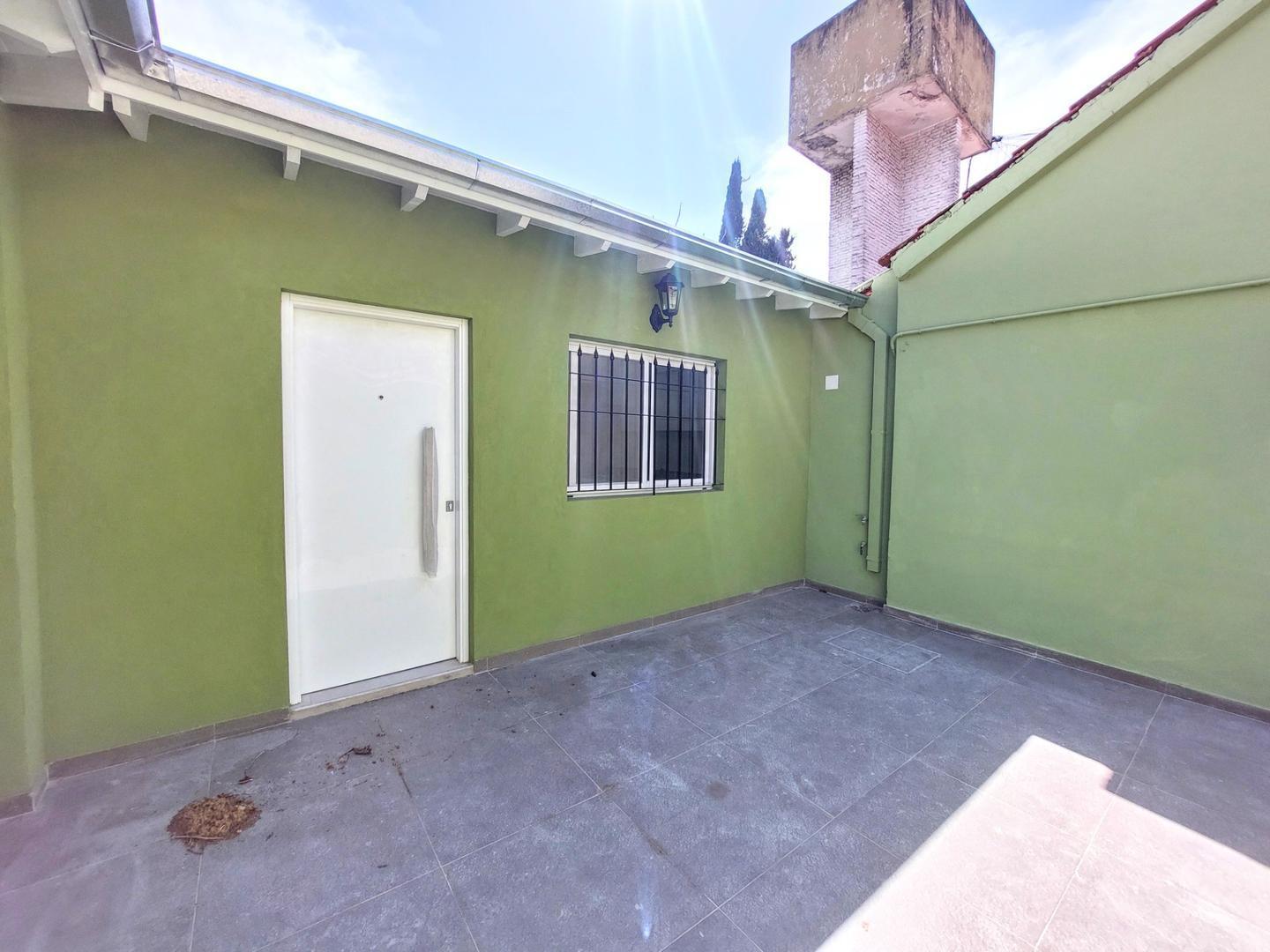 Foto de PH en Alquiler de 2 ambientes en Ramos Mejía, imagen 1