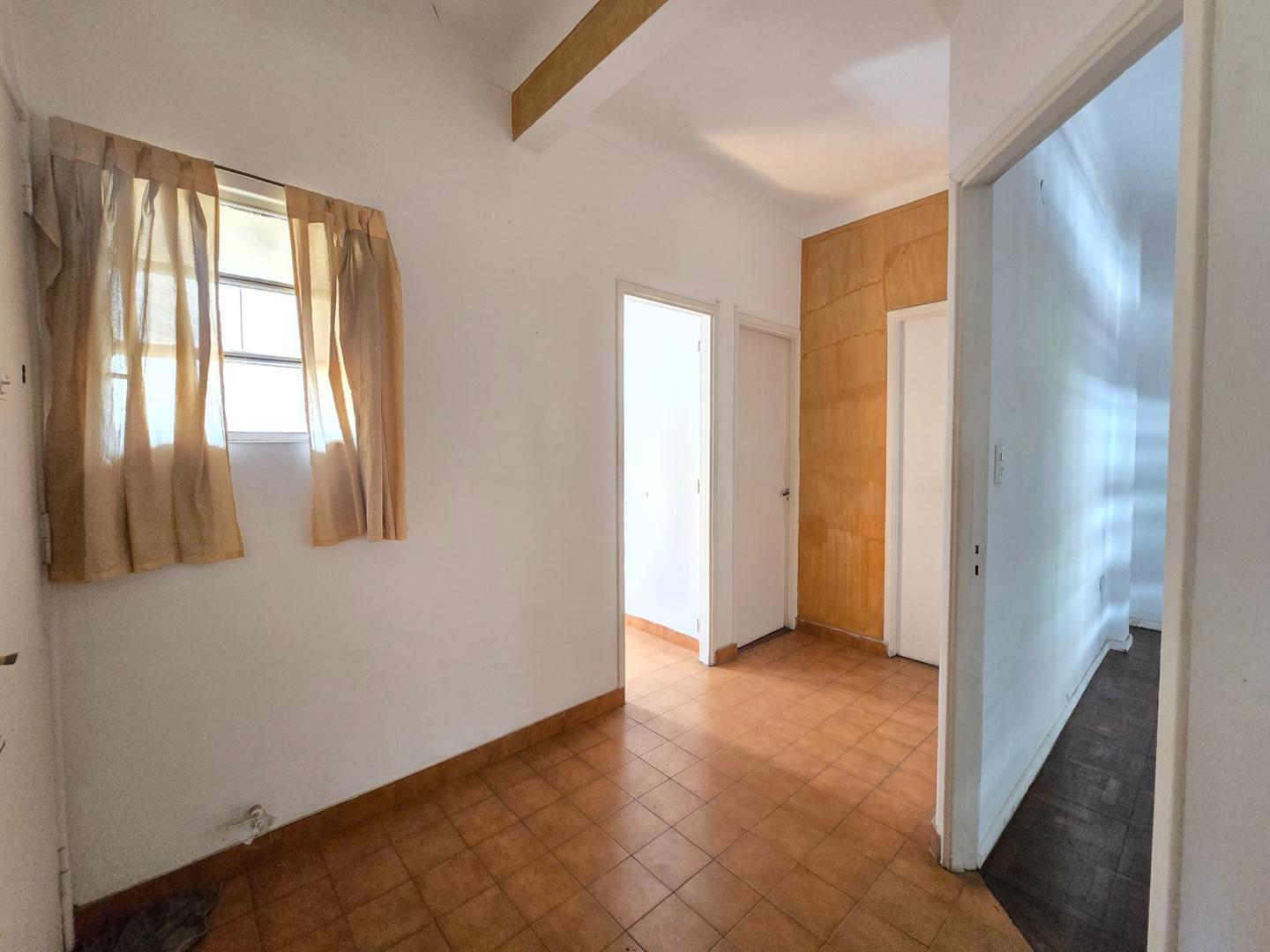 Foto de Departamento con terraza en Alquiler en Ramos Mejía, imagen 5