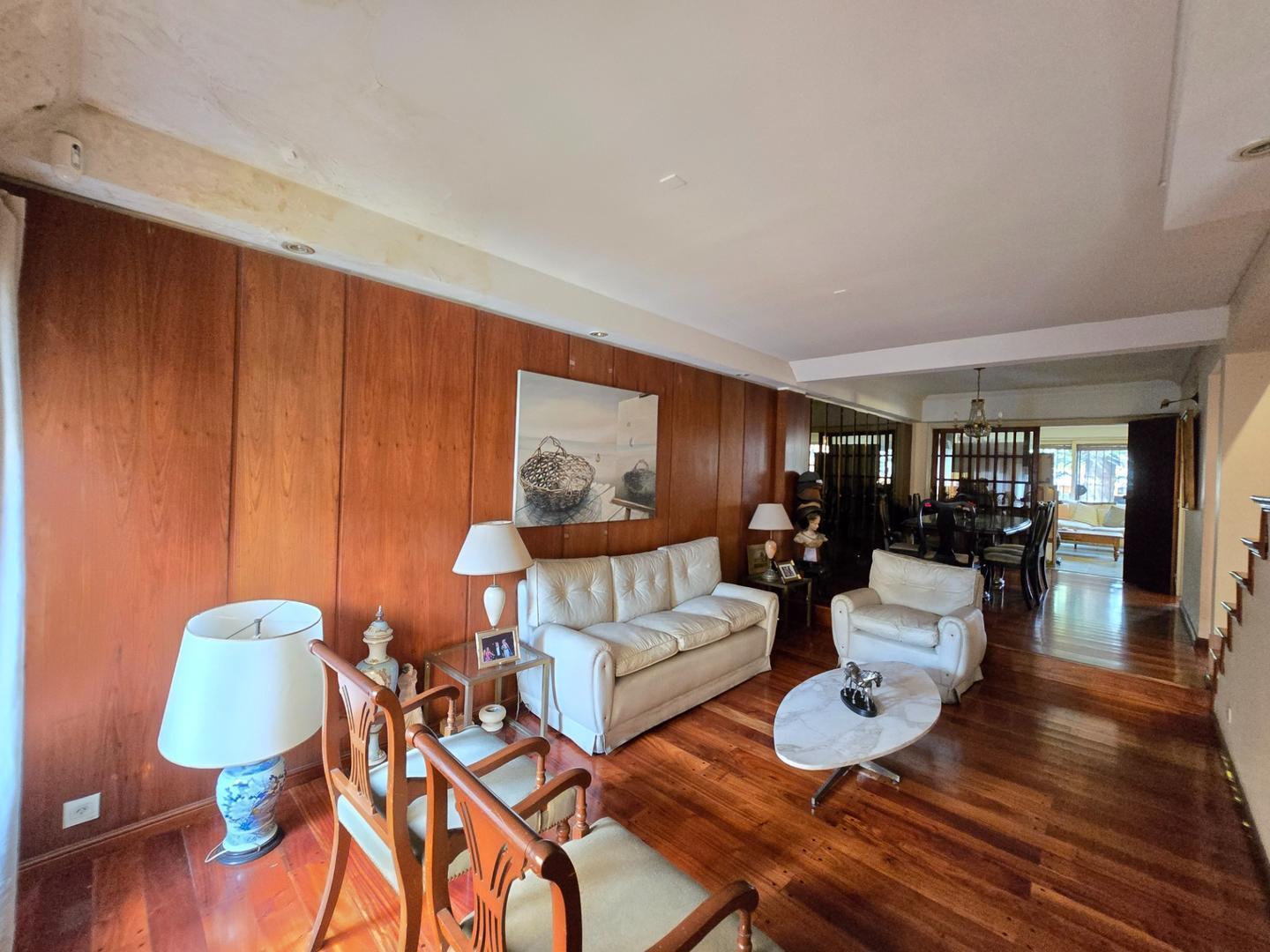 Foto de Chalet 6 ambientes en Venta en Ramos Mejía, imagen 3
