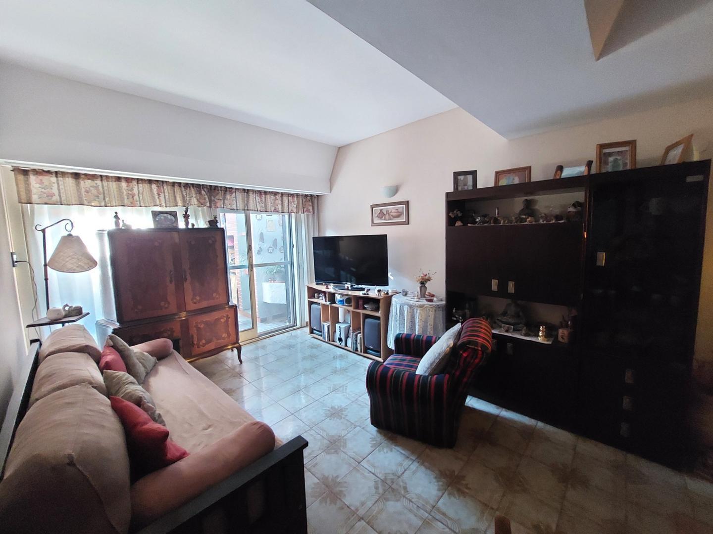 Foto de PH 3 ambientes con patio y terraza en Ramos Mejía, imagen 3