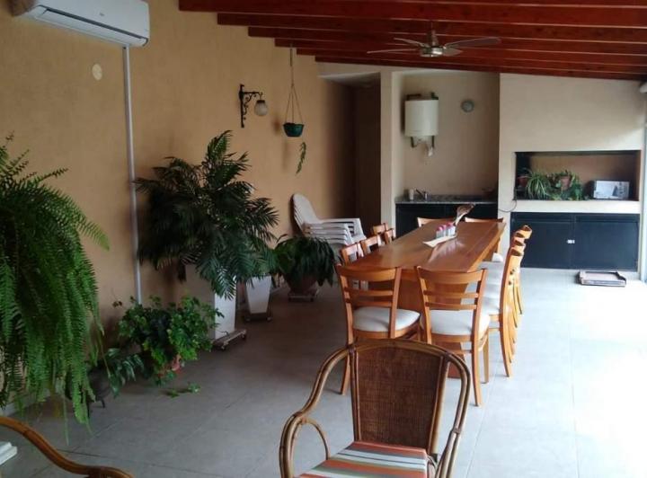CERRO DE LAS ROSAS - ALQUILER TEMPORARIO - CASA 5