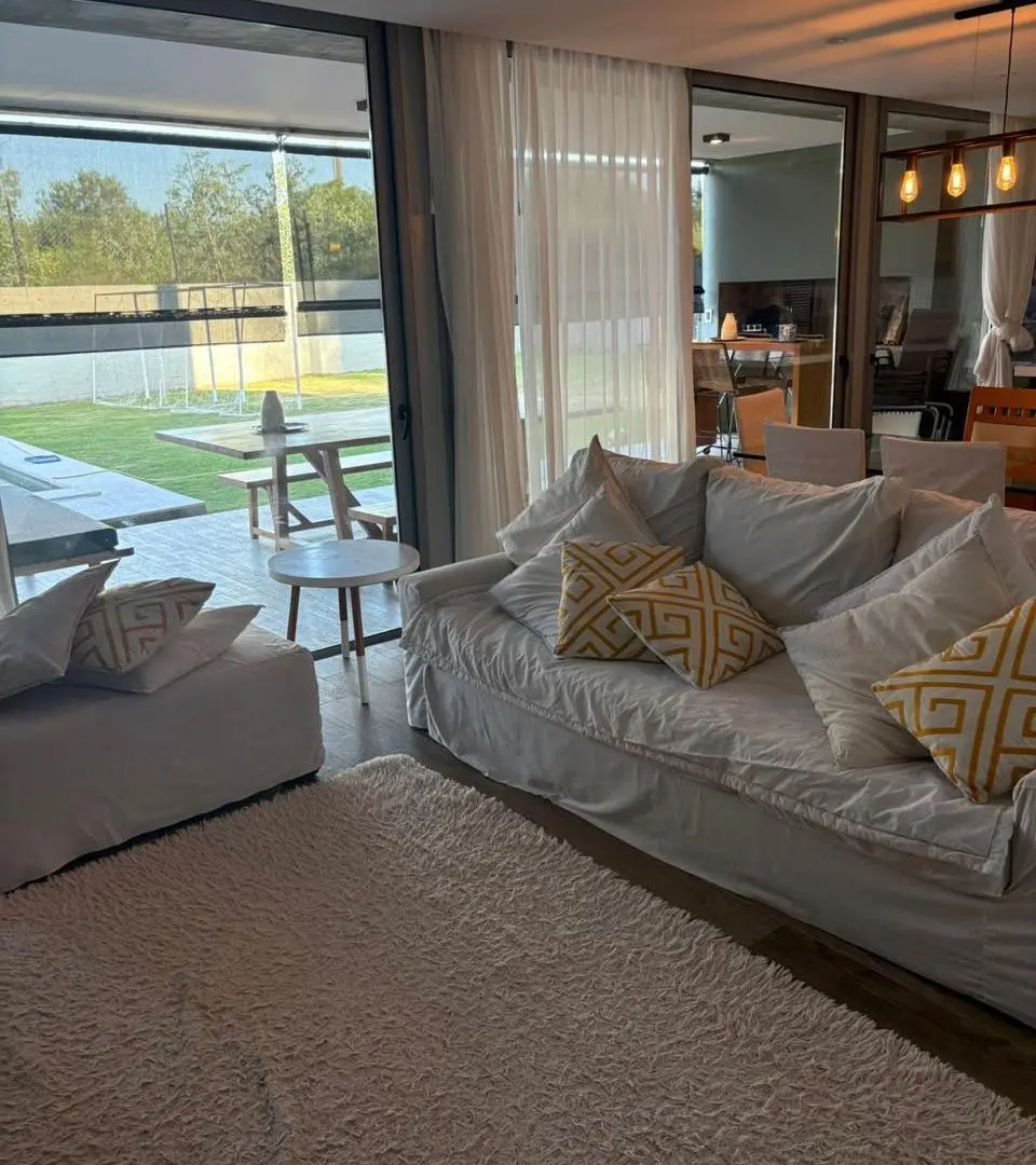 LOS CAROLINOS - ALQUILER AMOBLADO - HOUSING 3