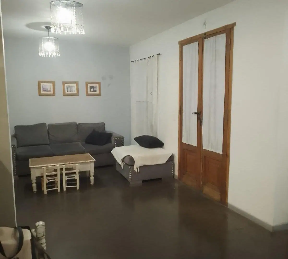 Casa 4 locales sobre Av. Tissera 5