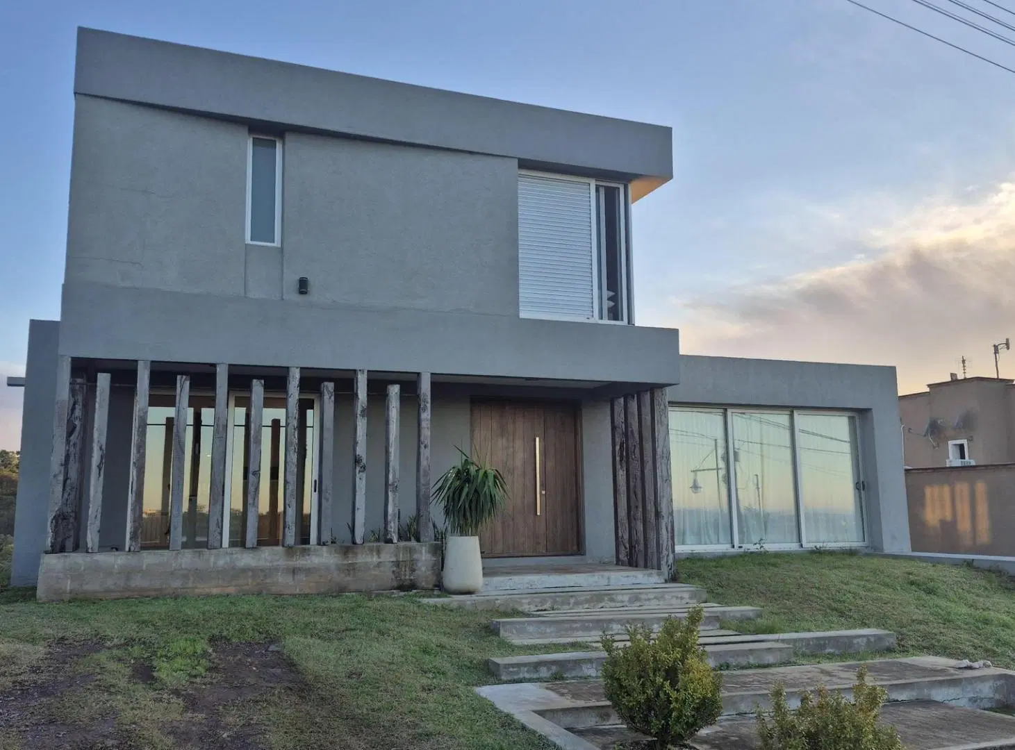 CATEGORIA - MODERA - 4 DORM. 2