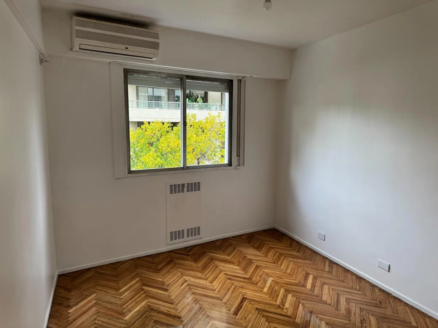 3 Ambientes + Dependencia y Lavadero Al Frente en Belgrano 5