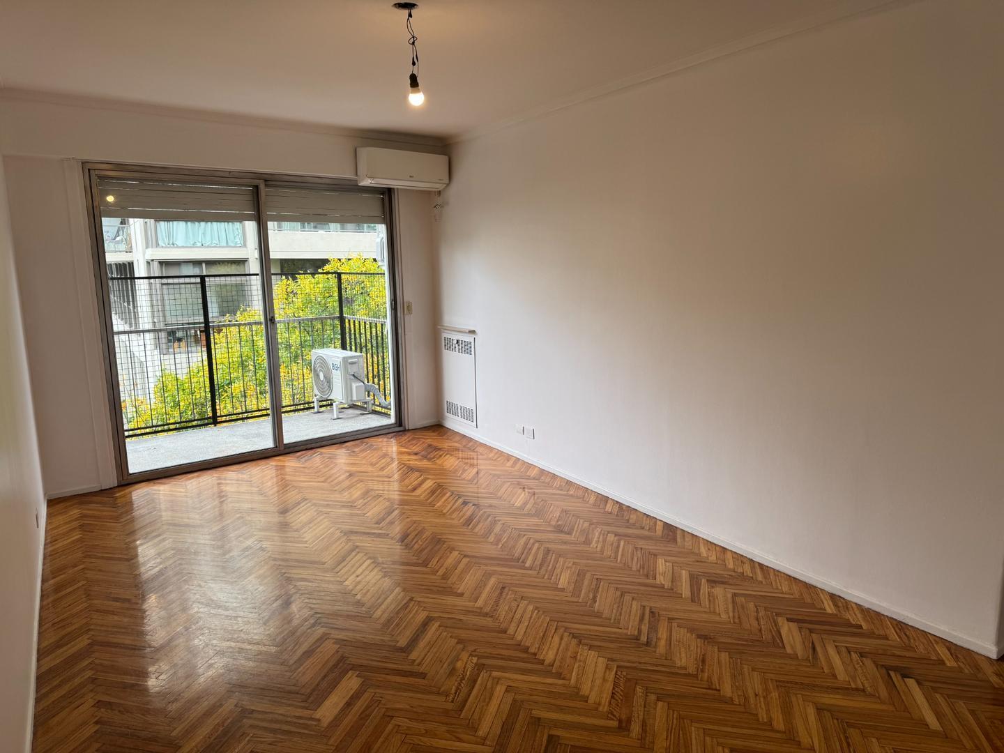 3 Ambientes + Dependencia y Lavadero Al Frente en Belgrano