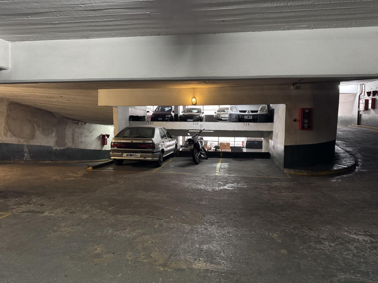 Foto de Cochera en venta en Belgrano - 1er piso - Edificio garage, imagen 5