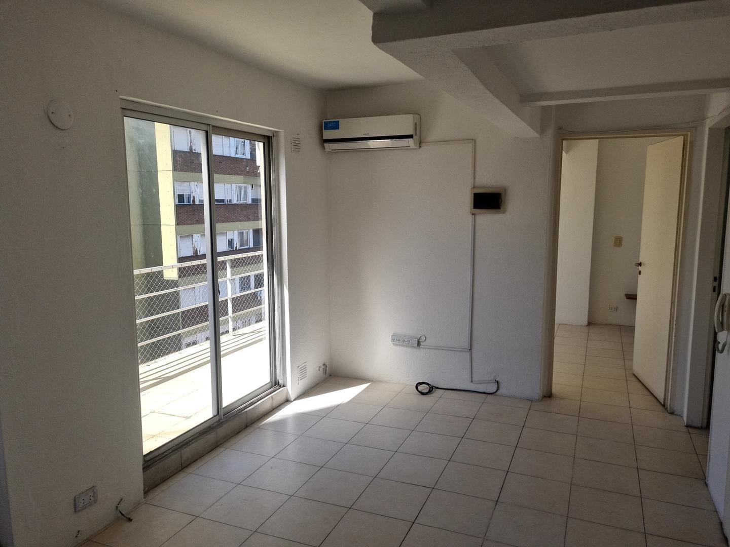 Foto de ALQUILER TODO INCLUIDO $950.000 | EXPENSAS + ABL + AYSA, imagen 1