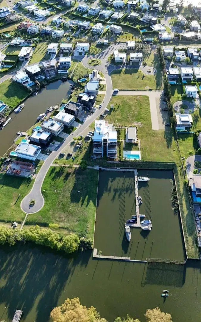 Moderna casa en una planta, en alquiler, en el Barrio Naútico Canal!! 5