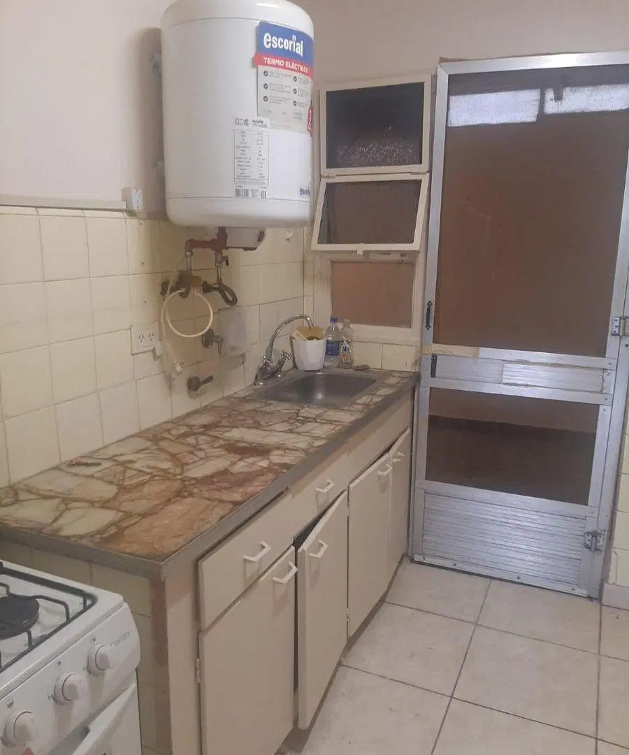 Departamento monoambiente, apto profesional, en alquiler. 5
