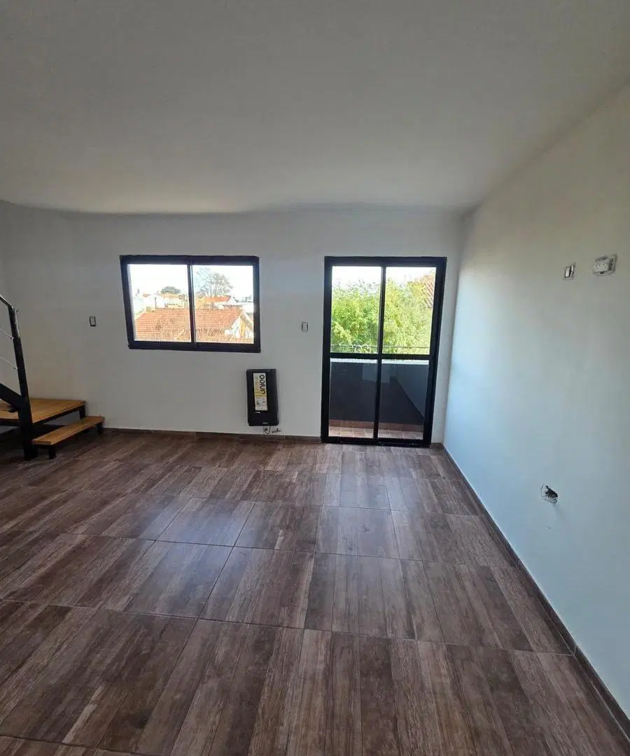 CHALET EN PH | 3 AMBIENTES TOTALMENTE RECICLADO 2