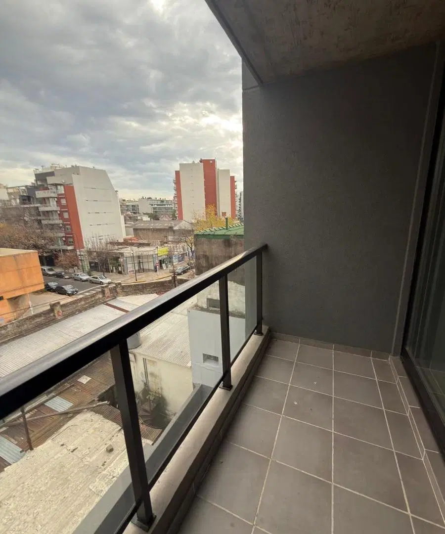 Departamento en Coghlan 5