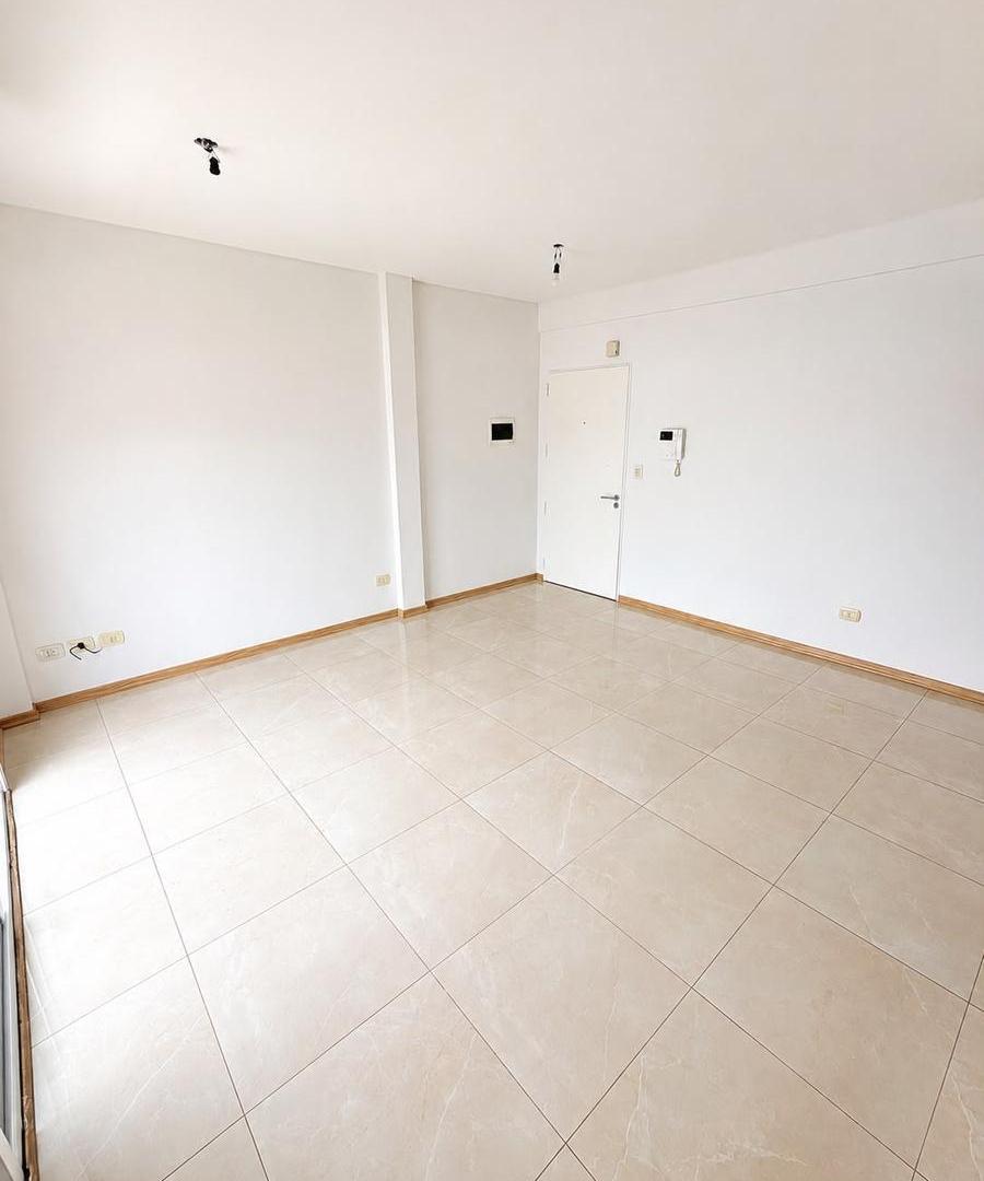 Foto de 2 Ambientes Moderno con Terraza Privada, imagen 5