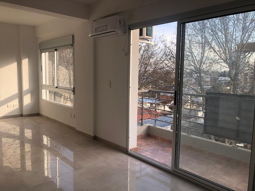 Foto de Departamento - Villa Luro, imagen 1