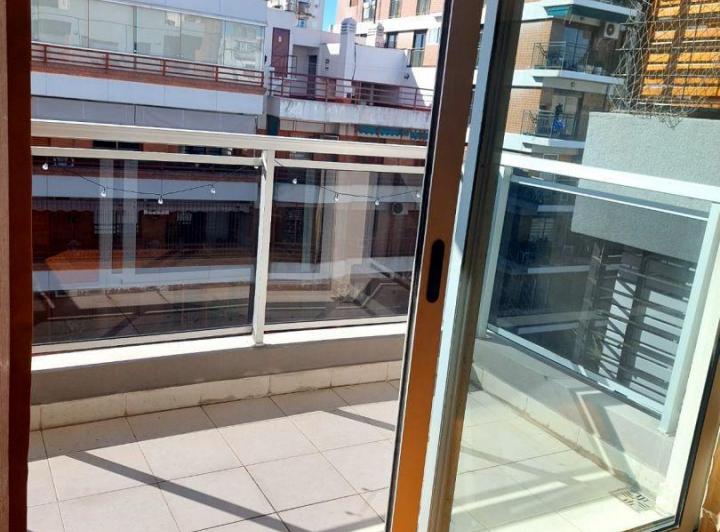 40m2 FRENTE Bcón COCINA - PISCINA - DIVINO 3
