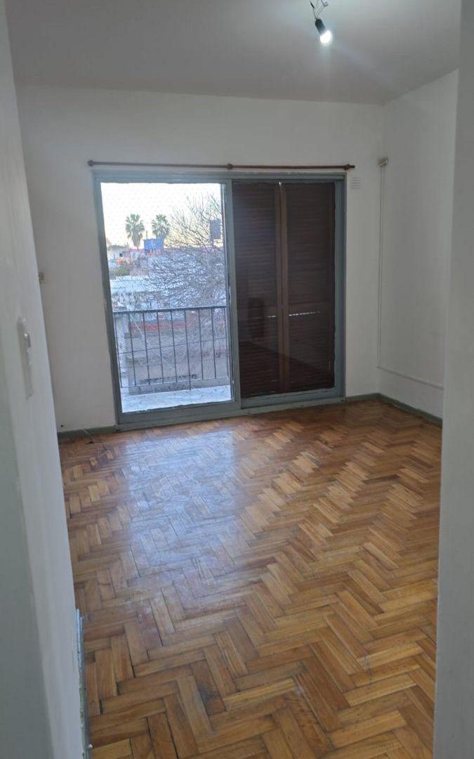 Foto de Departamento en alquiler (Malvinas Argentinas al 800 Parque Chacabuco), imagen 2
