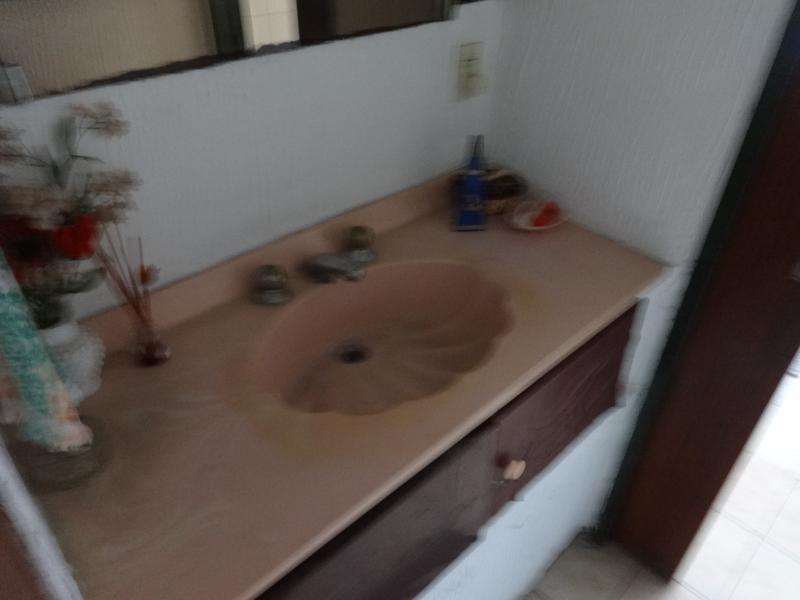 Casa Ideal 2 Familias, 6 Ambientes con Cochera y Terraza, y 3 Ambientes - en Venta 2
