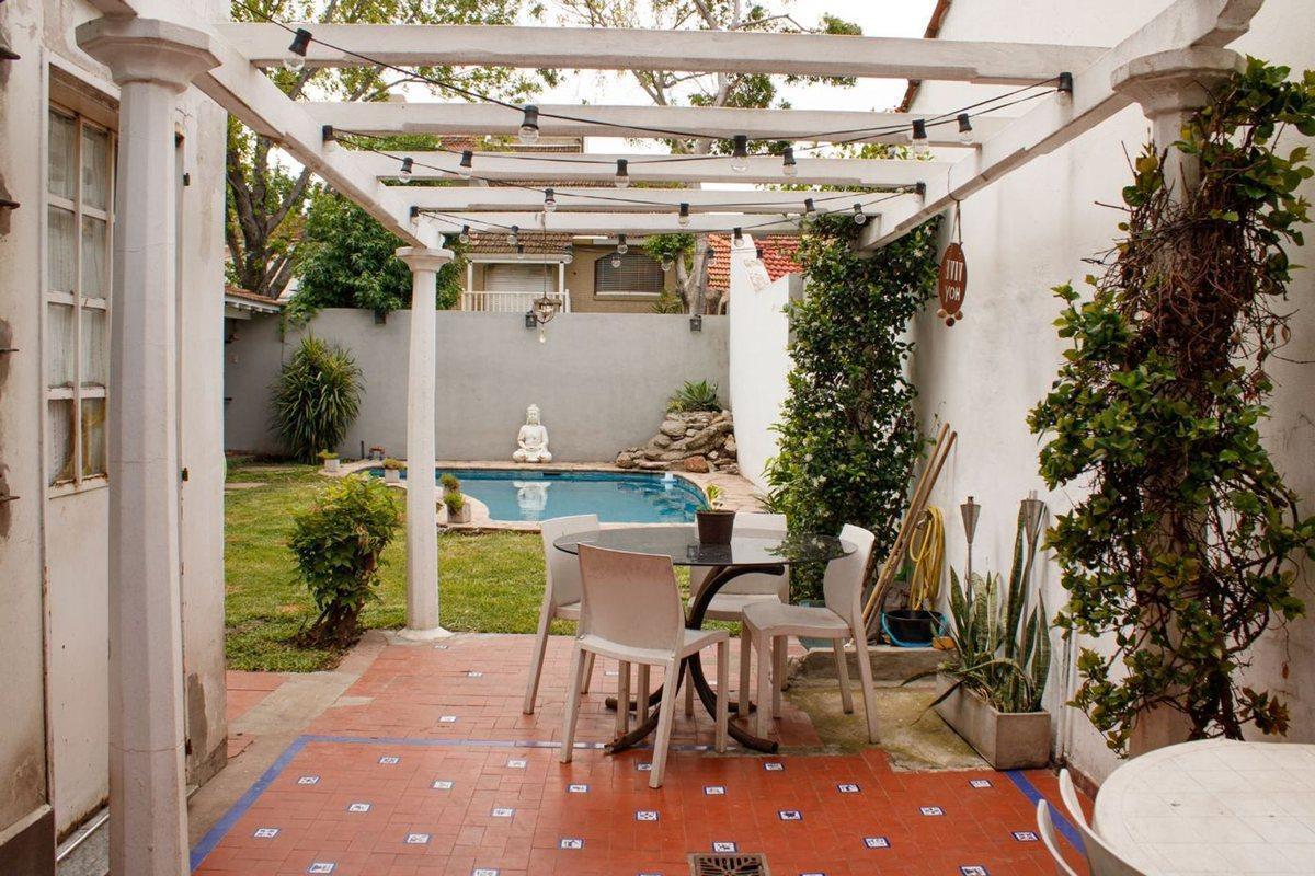 Casa de 6 Ambientes con Piscina, Quincho, Garage y Ubicación Privilegiada - en Venta 5