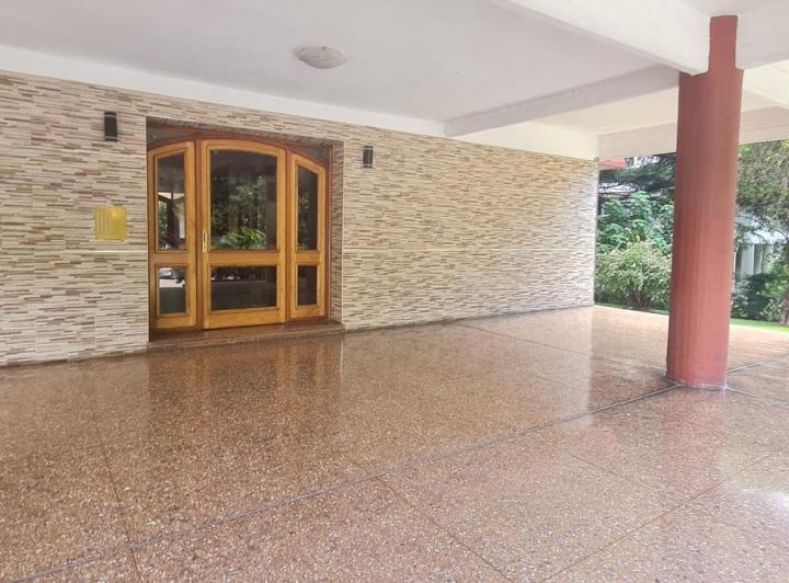 ¡Gran Oportunidad! Depto de 4 Ambientes con Balcón- En Venta 1