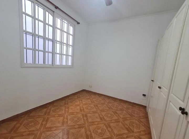 PH 2 ambientes con patio, muy buen estado- En Alquiler 4
