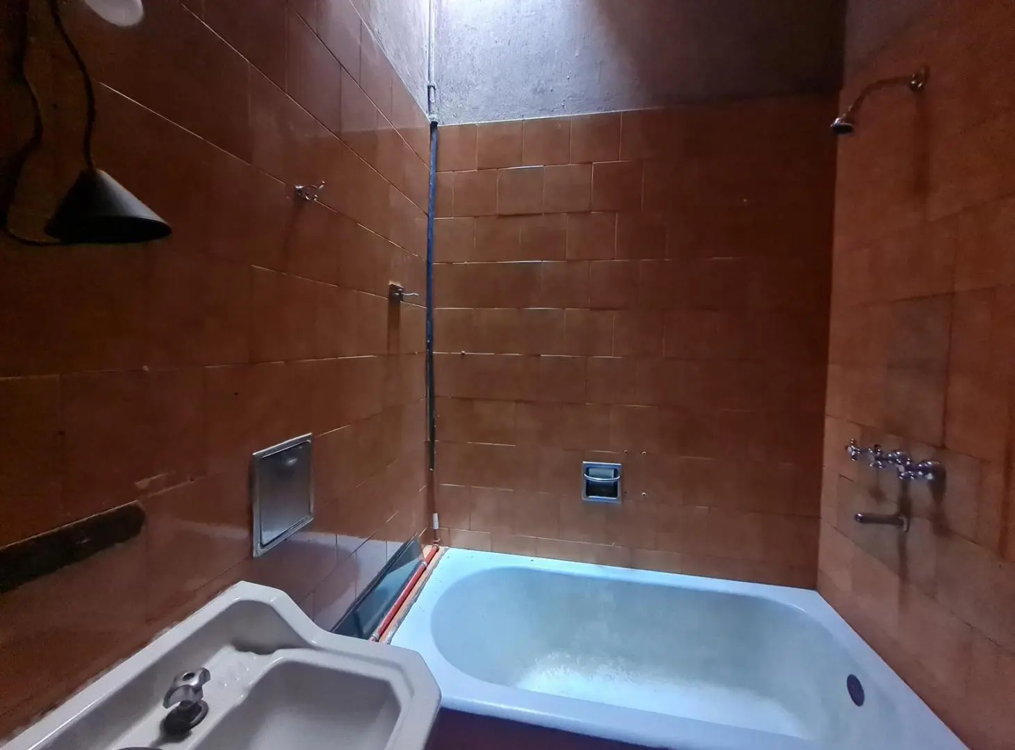 ¡IMPERDIBLE! ¡PH con lote de 8,36x34! En venta y a refaccionar 8