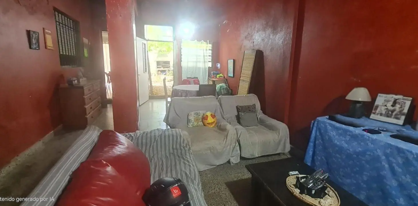 Lote con casa a refaccionar 3