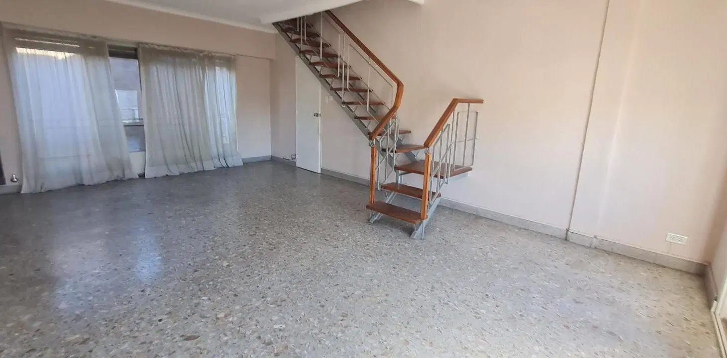 PH de 3 ambientes con altillo y patio con parrilla –En Venta 5